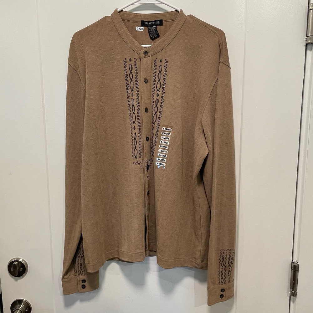 Kenneth Cole New York Mens XL Birch Brown Embroidered Band Collar Shirt 1435505